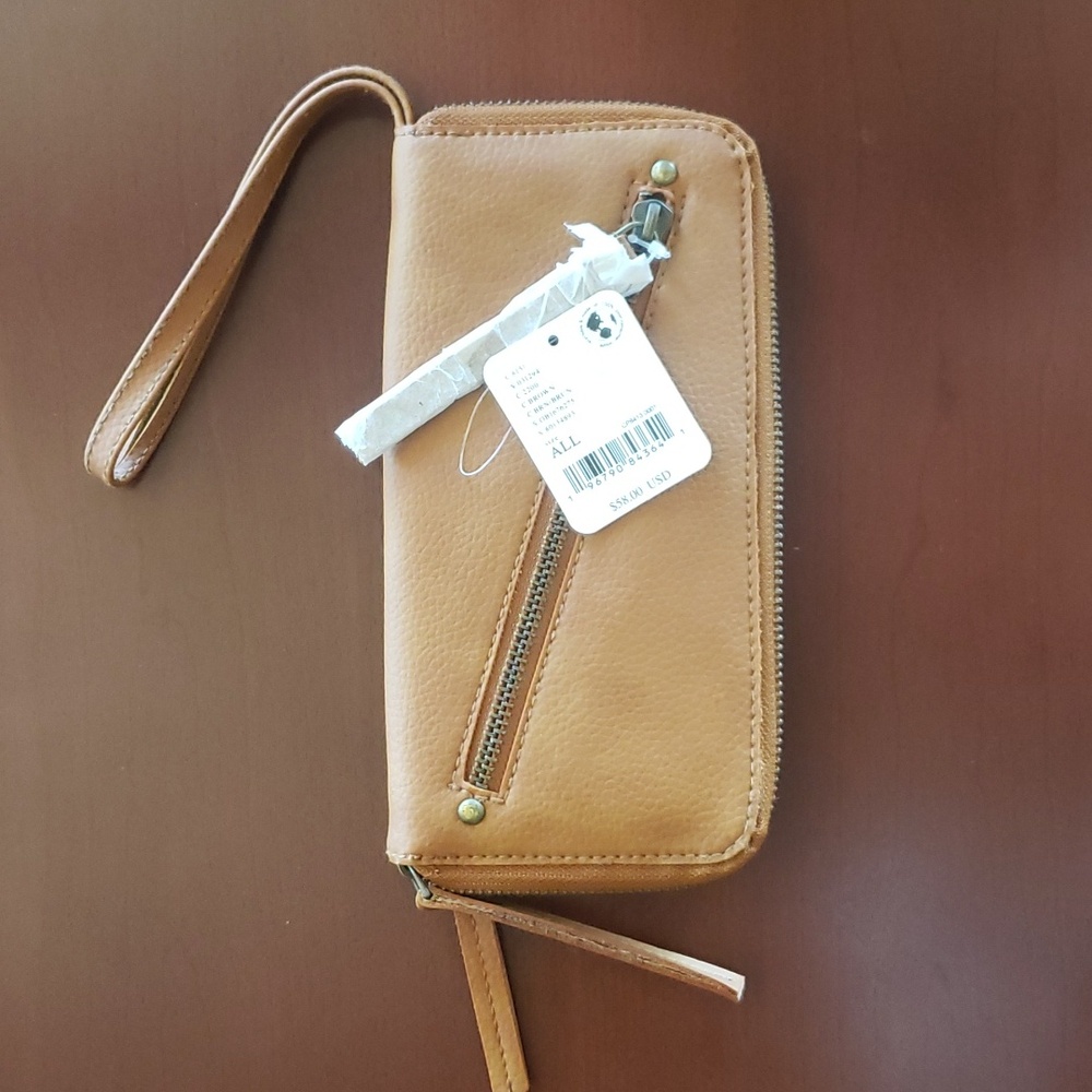 NWT FREE PEOPLE FAUX VEGAN LEATHER WRISTLET BROWN